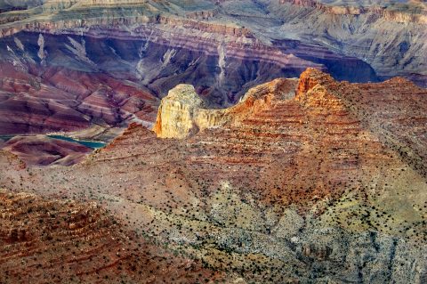 Colors of the Abyssal Core