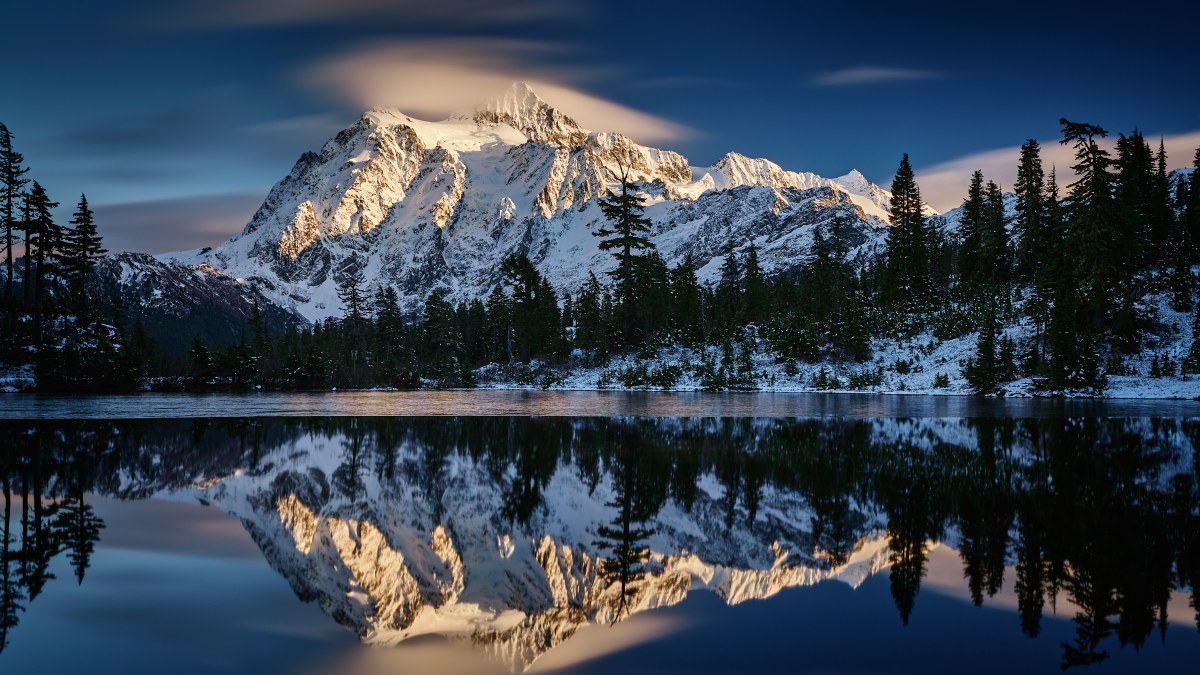 Reflections of the Frozen King