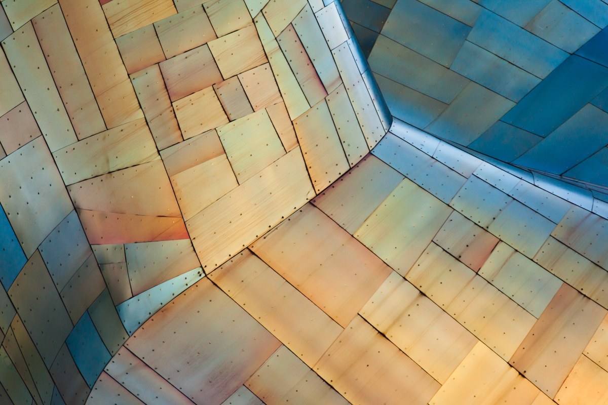 Tessellation of the Metal Sky